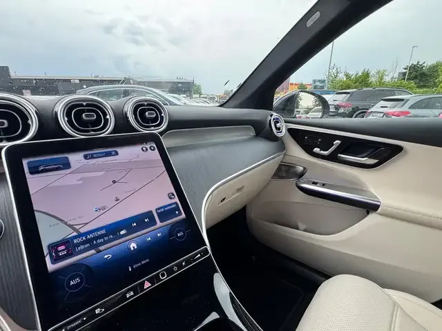 Mercedes-Benz GLC 220