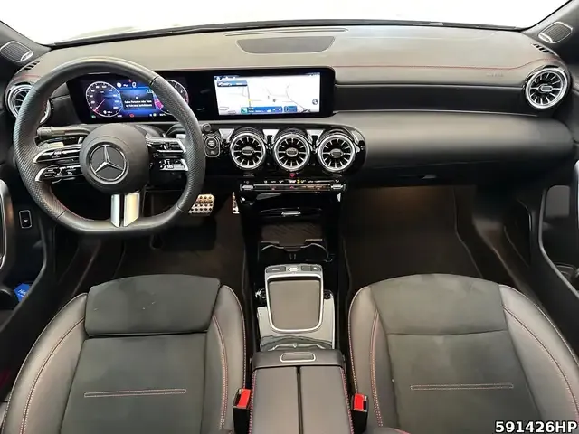 Mercedes-Benz CLA 220