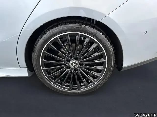 Mercedes-Benz CLA 220