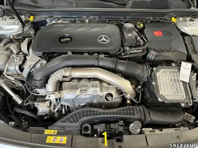 Mercedes-Benz CLA 220