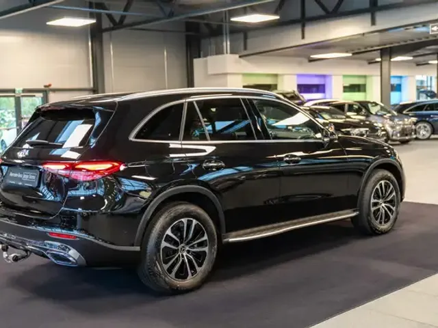 Mercedes-Benz GLC 220
