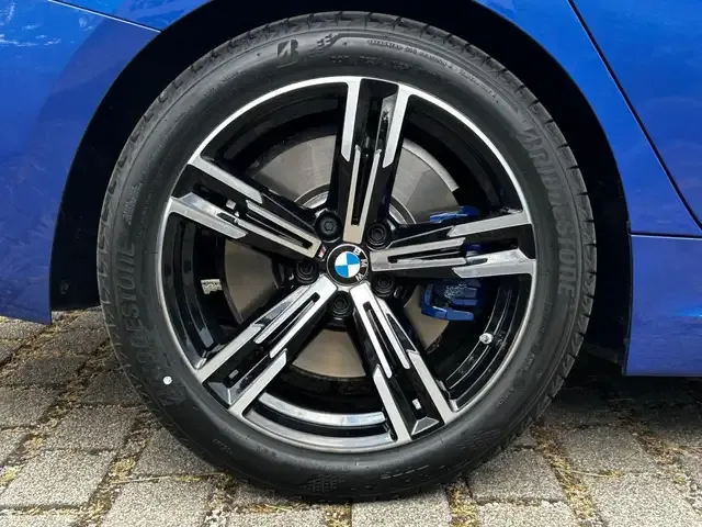 BMW 340
