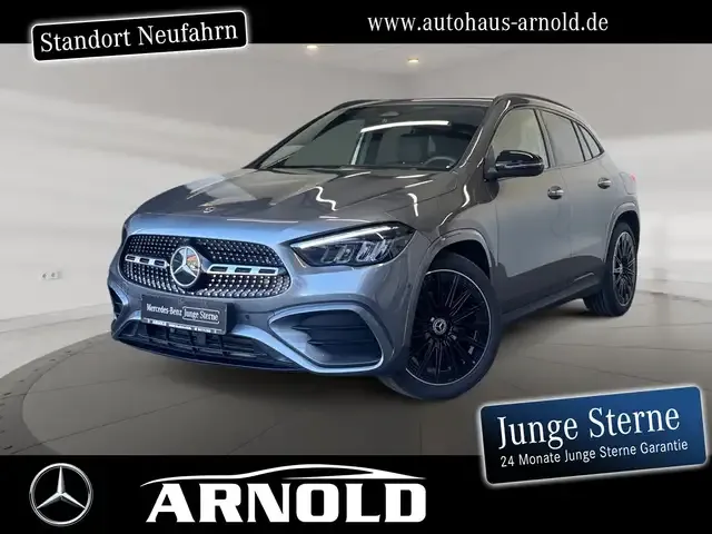 Mercedes-Benz GLA 220