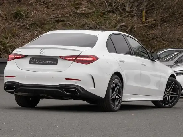 Mercedes-Benz C 200