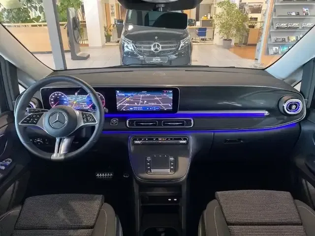 Mercedes-Benz V 250