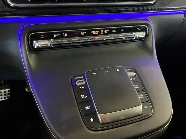 Mercedes-Benz V 250