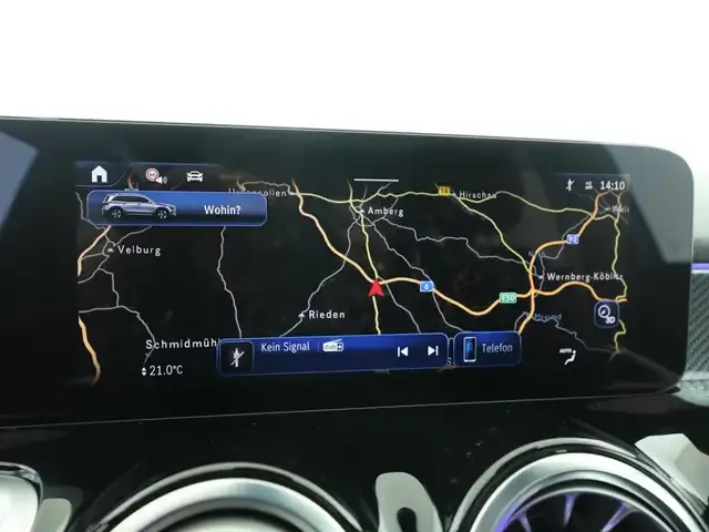 Mercedes-Benz GLB 200