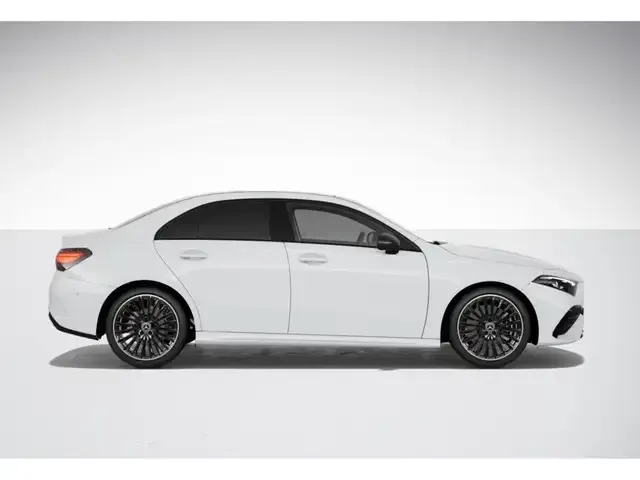 Mercedes-Benz A 220