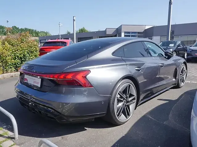 Audi RS e-tron GT