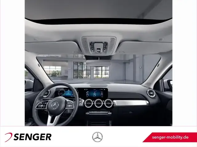 Mercedes-Benz GLB 220