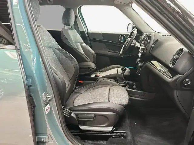MINI Cooper D Countryman