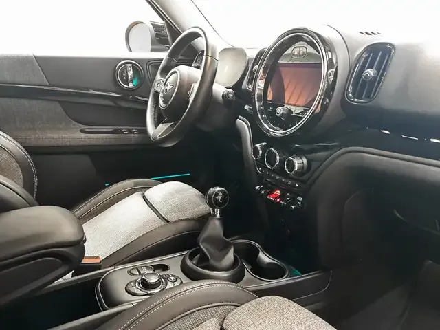 MINI Cooper D Countryman