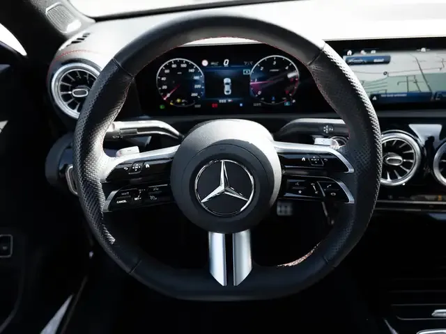 Mercedes-Benz CLA 220