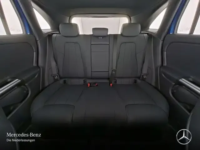 Mercedes-Benz EQA 300