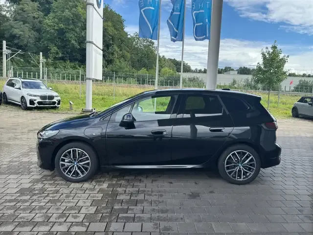 BMW 230