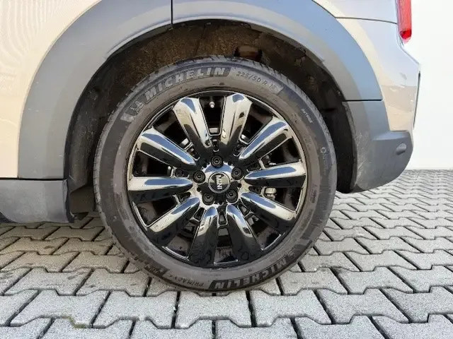 MINI Cooper SE Countryman