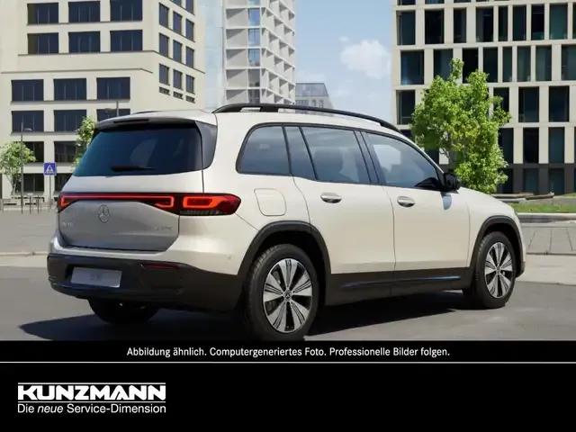 Mercedes-Benz EQB 300