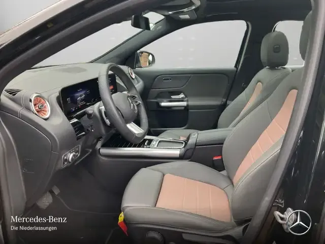 Mercedes-Benz EQA 300