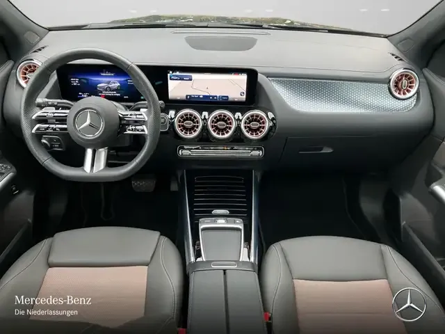 Mercedes-Benz EQA 300