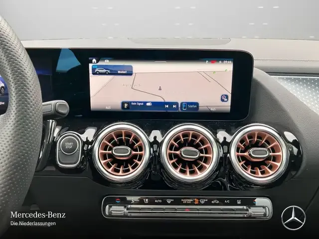Mercedes-Benz EQA 300