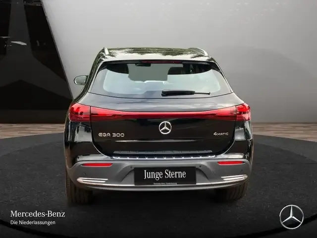 Mercedes-Benz EQA 300