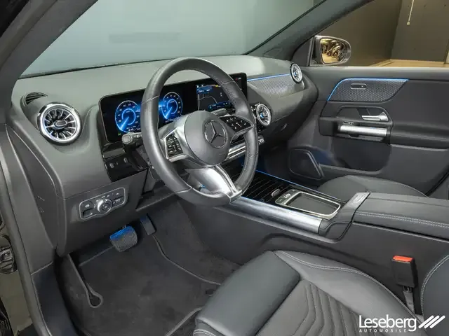 Mercedes-Benz EQA 300