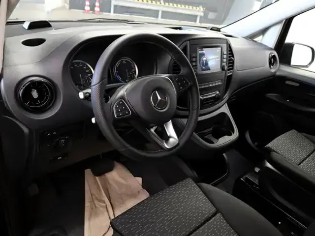 Mercedes-Benz Sonstiges