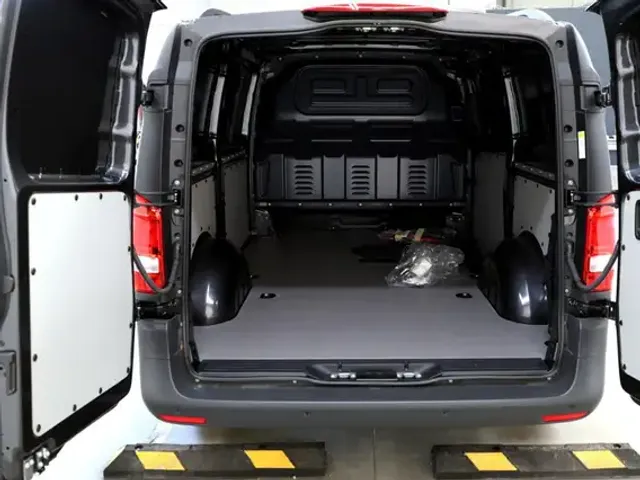 Mercedes-Benz Sonstiges
