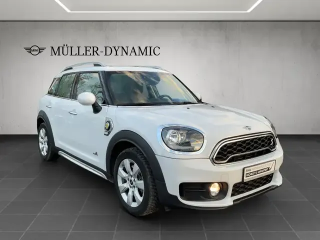 MINI Cooper SE Countryman