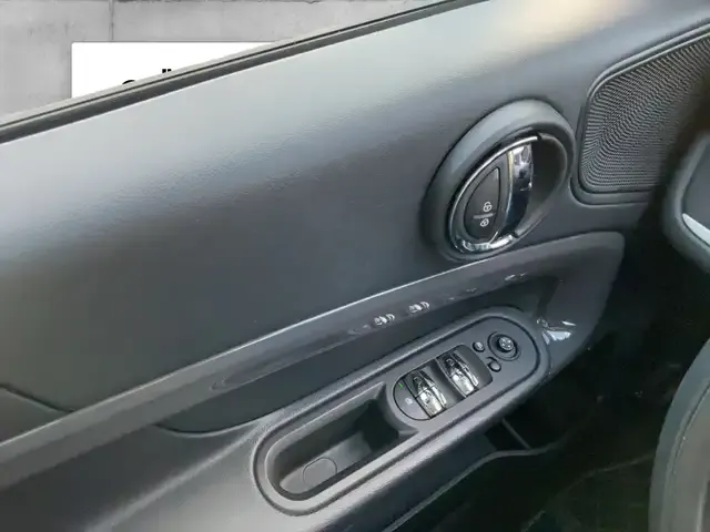 MINI Cooper SE Countryman