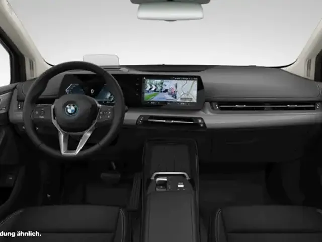 BMW 225