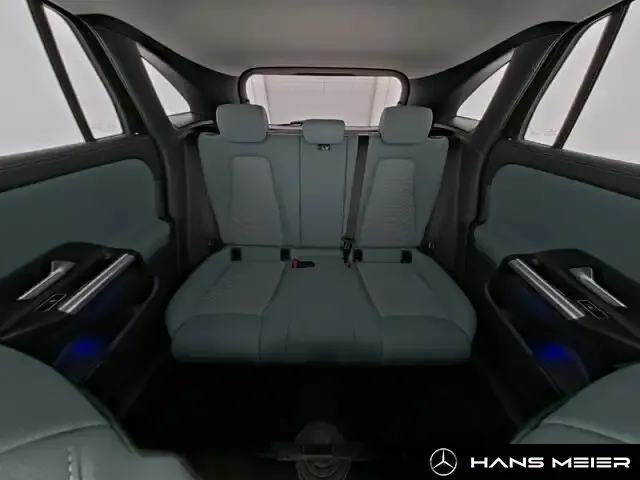 Mercedes-Benz GLA 220