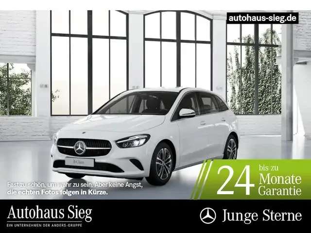 Mercedes-Benz B 180