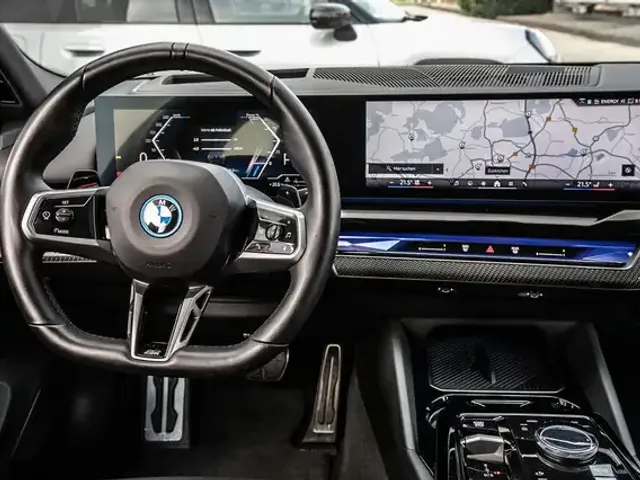 BMW 550