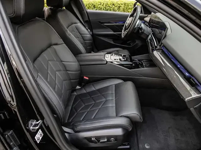 BMW 550