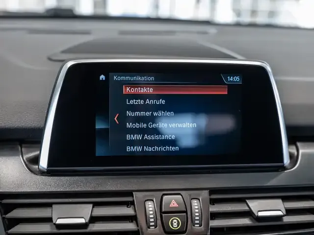 BMW 216