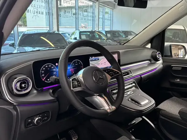 Mercedes-Benz V 250