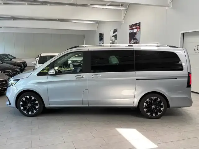 Mercedes-Benz V 250