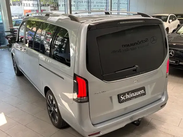 Mercedes-Benz V 250