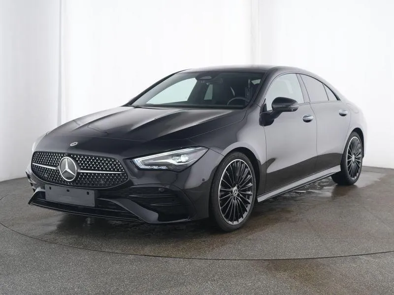 Mercedes-Benz CLA 200
