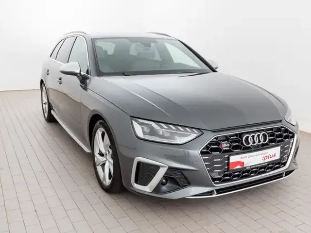 Audi S4