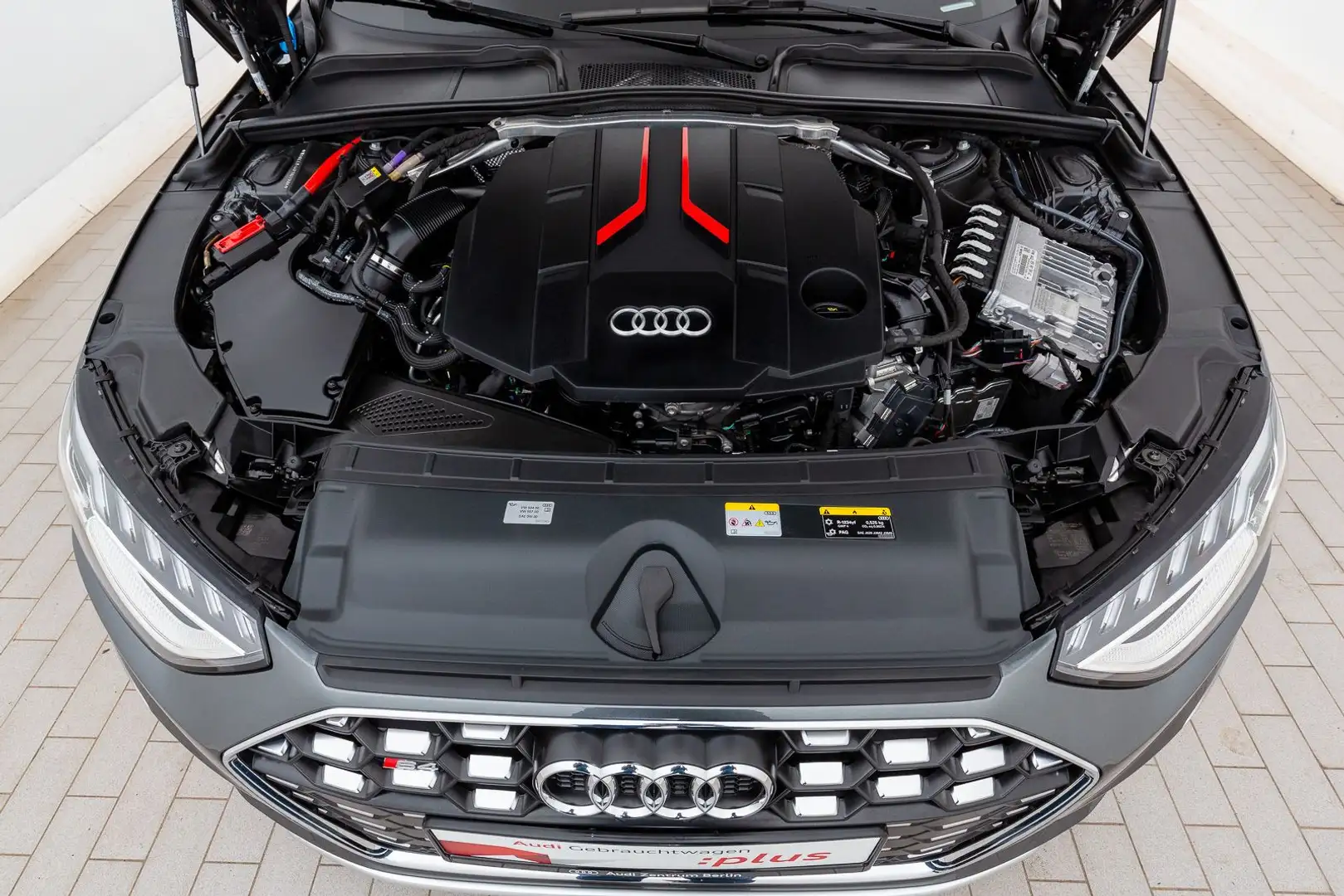 Audi S4
