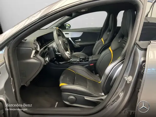 Mercedes-Benz CLA 45 AMG