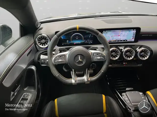 Mercedes-Benz CLA 45 AMG