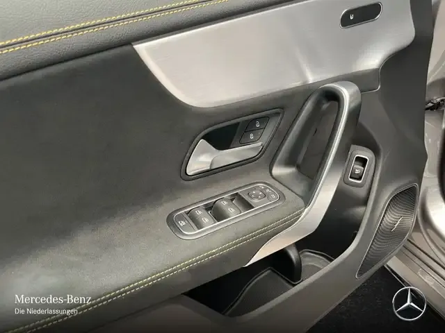 Mercedes-Benz CLA 45 AMG