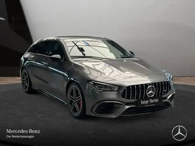 Mercedes-Benz CLA 45 AMG