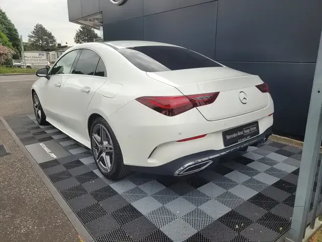 Mercedes-Benz CLA 250