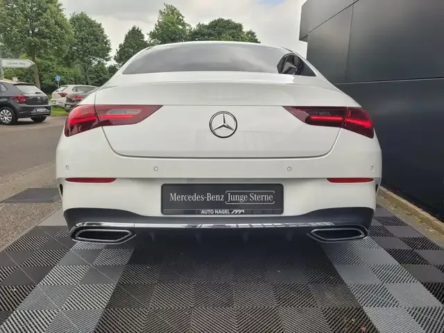 Mercedes-Benz CLA 250
