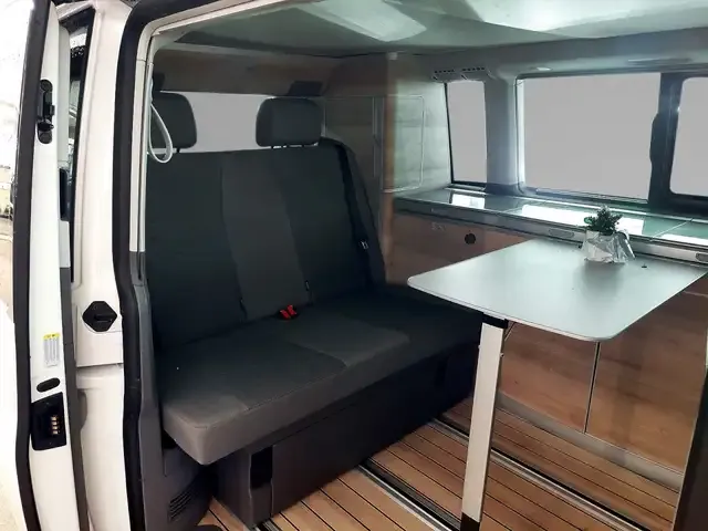 Volkswagen T6.1 California