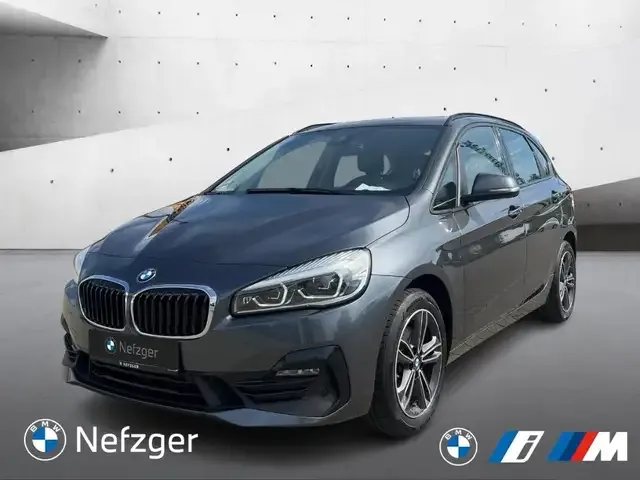 BMW 220